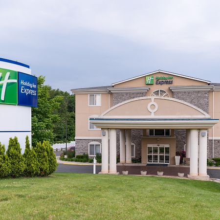 Holiday Inn Express Hartford-Newington, An Ihg Hotel Ngoại thất bức ảnh