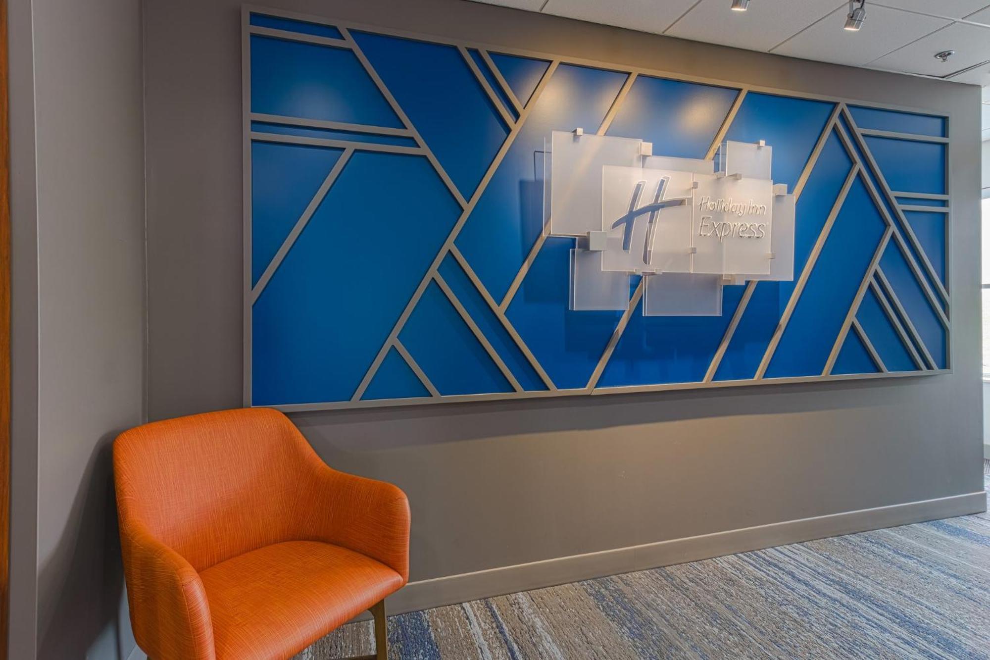 Holiday Inn Express Hartford-Newington By Ihg Ngoại thất bức ảnh
