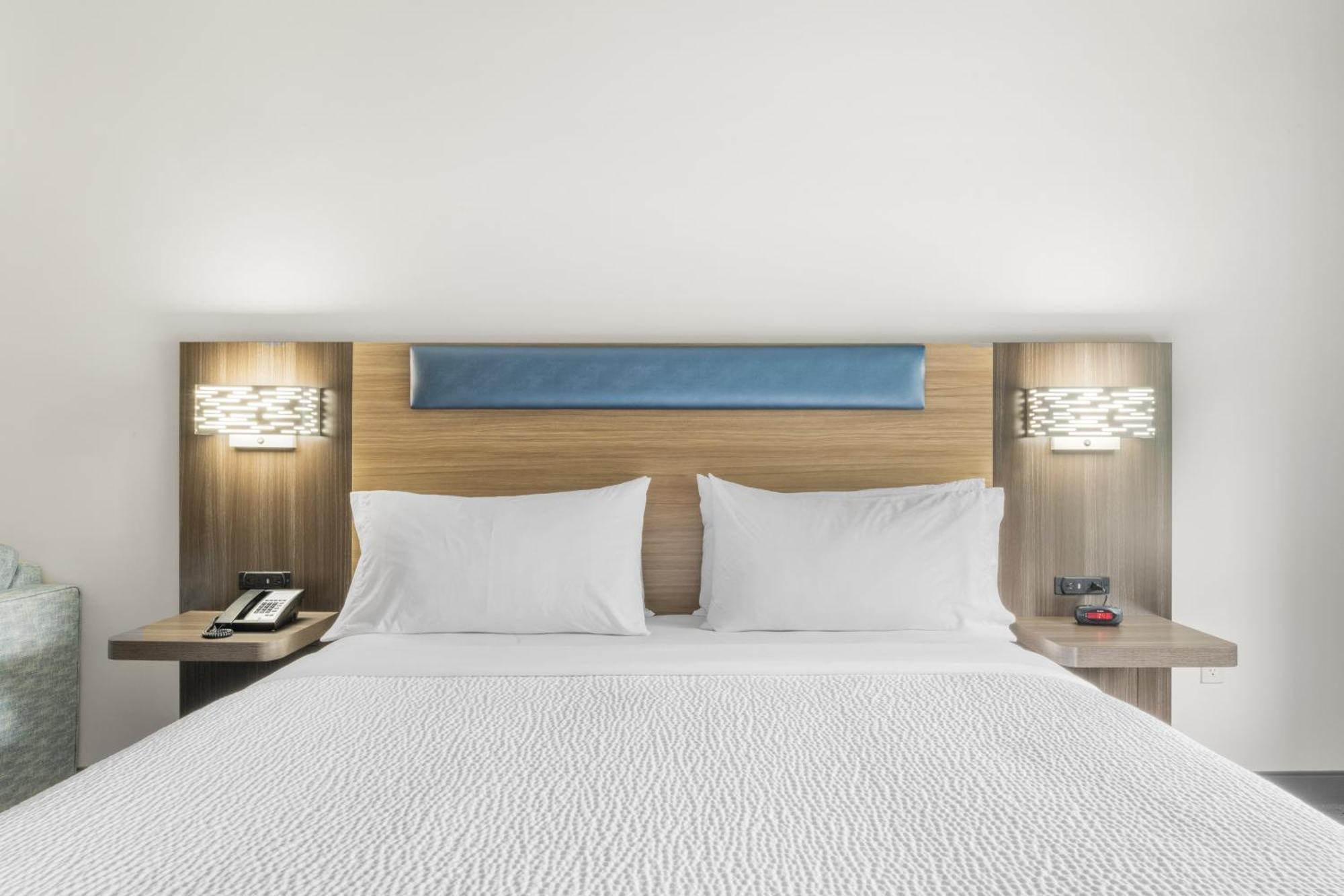 Holiday Inn Express Hartford-Newington By Ihg Ngoại thất bức ảnh